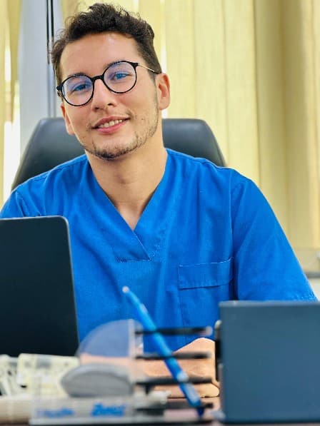 Dr. Amine LAMOURI — Chirurgien-Dentiste à Témara